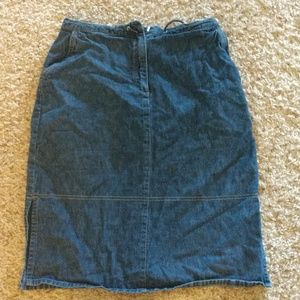 Denim skirt